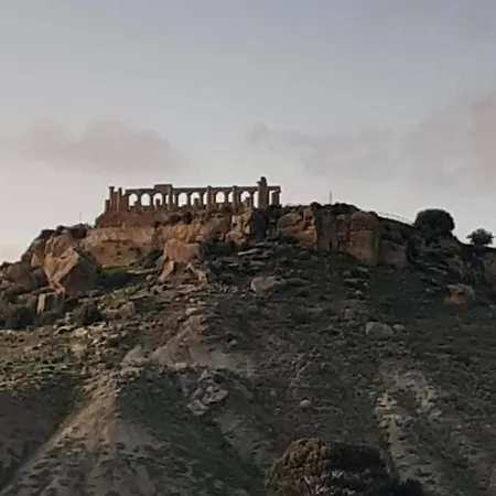 Guest house Eden Luxury Con Piscina E Jacuzzi