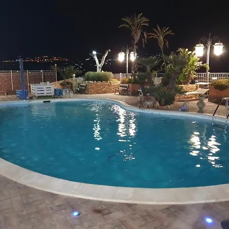 Gasthof Eden Luxury Con Piscina E Jacuzzi Agrigent