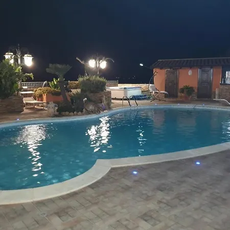 Pensjonat Eden Luxury Con Piscina E Jacuzzi *