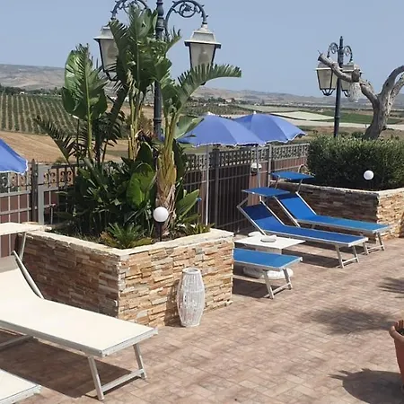 Eden Luxury Con Piscina E Jacuzzi Gasthof