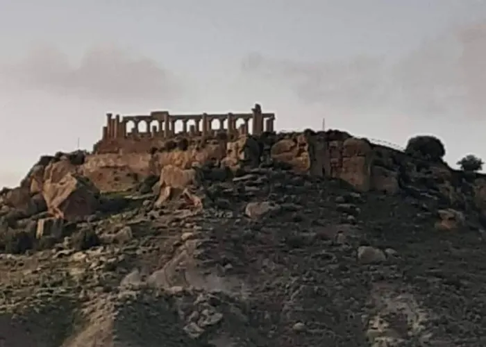 Gasthuis Eden Luxury Con Piscina E Jacuzzi