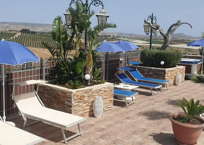 Eden Luxury Con Piscina E Jacuzzi Gasthuis