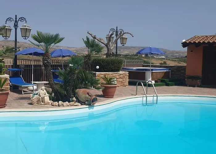 Gasthuis Eden Luxury Con Piscina E Jacuzzi